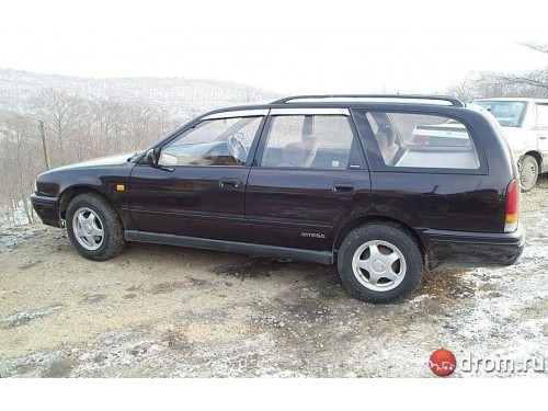 Характеристики автомобиля Nissan Avenir 1.8 Type bi (01.1993 - 05.1994): фото, вместимость, скорость, двигатель, топливо, масса, отзывы