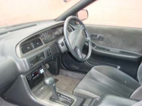 Характеристики автомобиля Nissan Cefiro 2.0 VL (05.1992 - 07.1994): фото, вместимость, скорость, двигатель, топливо, масса, отзывы