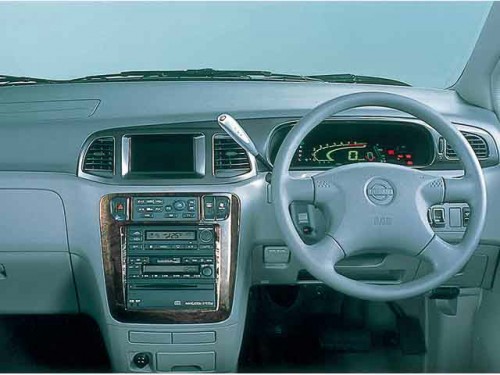 Характеристики автомобиля Nissan Liberty 2.0 L (11.1998 - 05.2000): фото, вместимость, скорость, двигатель, топливо, масса, отзывы