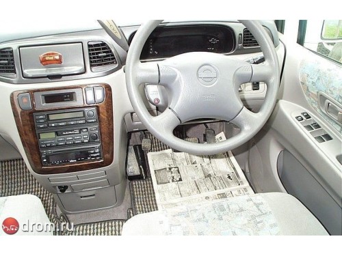 Характеристики автомобиля Nissan Liberty 2.0 Highway star (11.1998 - 05.2000): фото, вместимость, скорость, двигатель, топливо, масса, отзывы