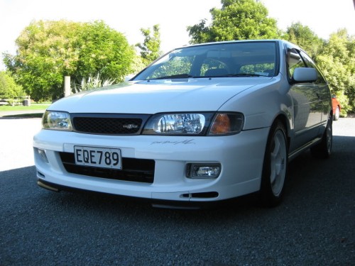 Характеристики автомобиля Nissan Lucino 1.5 BB primary (09.1997 - 04.1999): фото, вместимость, скорость, двигатель, топливо, масса, отзывы
