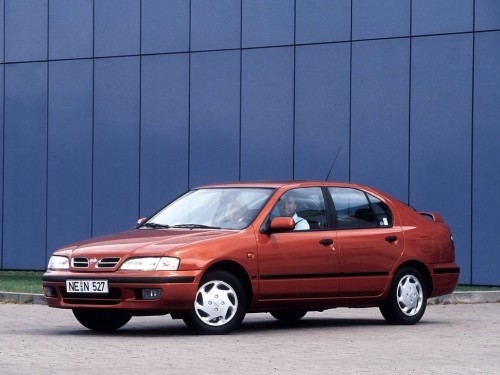 Характеристики автомобиля Nissan Primera 2.0 MT SLX (10.1996 - 02.1999): фото, вместимость, скорость, двигатель, топливо, масса, отзывы