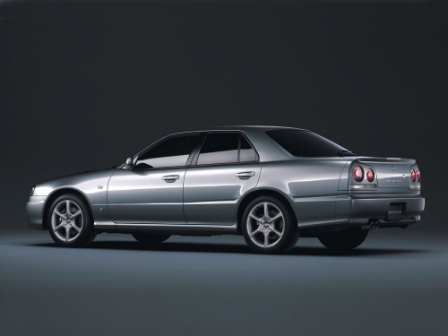 Характеристики автомобиля Nissan Skyline 2.5 25GT FOUR L selection (08.2000 - 05.2001): фото, вместимость, скорость, двигатель, топливо, масса, отзывы