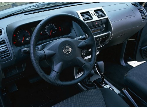 Характеристики автомобиля Nissan Terrano II 2.7 TD MT Sport 3dr (03.1999 - 11.2006): фото, вместимость, скорость, двигатель, топливо, масса, отзывы