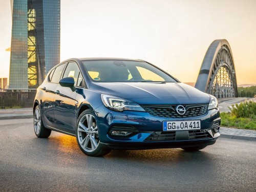 Характеристики автомобиля Opel Astra 1.2 Turbo MT Business Edition (09.2019 - н.в.): фото, вместимость, скорость, двигатель, топливо, масса, отзывы