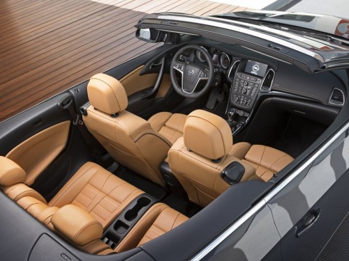 Характеристики автомобиля Opel Cascada 1.4 Turbo MT Edition (01.2015 - 04.2018): фото, вместимость, скорость, двигатель, топливо, масса, отзывы