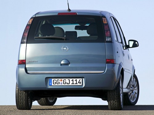 Характеристики автомобиля Opel Meriva 1.6 Twinport Easytronic Cosmo (07.2006 - 01.2009): фото, вместимость, скорость, двигатель, топливо, масса, отзывы