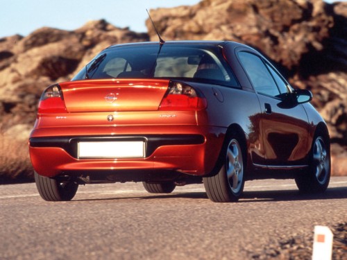 Характеристики автомобиля Opel Tigra 1.4I AT Sport (08.1999 - 09.2000): фото, вместимость, скорость, двигатель, топливо, масса, отзывы
