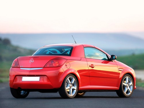 Характеристики автомобиля Opel Tigra 1.4 AMT Linea Nera (02.2008 - 05.2009): фото, вместимость, скорость, двигатель, топливо, масса, отзывы