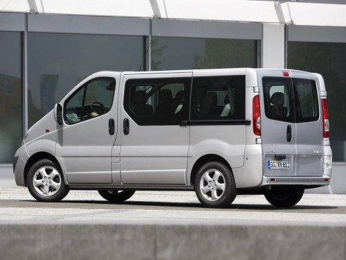 Характеристики автомобиля Opel Vivaro 2.0 CDTI MT Life Cosmo L1H1 (07.2006 - 08.2011): фото, вместимость, скорость, двигатель, топливо, масса, отзывы