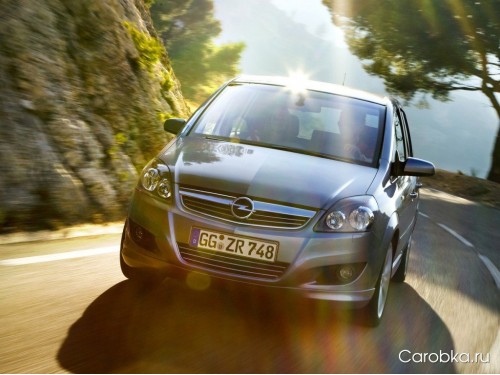 Характеристики автомобиля Opel Zafira 2.0 CDTi AT Enjoy Family (08.2015 - 08.2015): фото, вместимость, скорость, двигатель, топливо, масса, отзывы