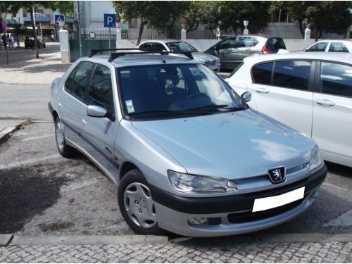 Характеристики автомобиля Peugeot 306 1.9d MT SRd (05.1997 - 09.2000): фото, вместимость, скорость, двигатель, топливо, масса, отзывы