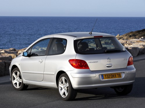 Характеристики автомобиля Peugeot 307 1.6 MT S 3 doors (06.2005 - 09.2007): фото, вместимость, скорость, двигатель, топливо, масса, отзывы