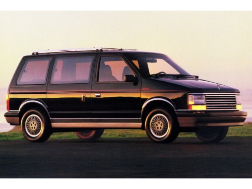 Характеристики автомобиля Plymouth Voyager 2.5 MT 5-passenger LE (05.1987 - 07.1990): фото, вместимость, скорость, двигатель, топливо, масса, отзывы