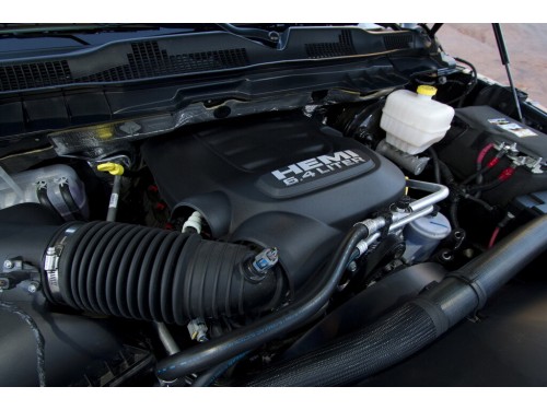 Характеристики автомобиля RAM 2500 5.7 AT 4x2 Big Horn Crew Cab Long Box SRW (09.2013 - 02.2019): фото, вместимость, скорость, двигатель, топливо, масса, отзывы