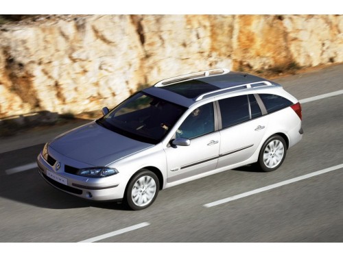 Характеристики автомобиля Renault Laguna 1.9 dCi FAP AT Initiale (08.2005 - 05.2006): фото, вместимость, скорость, двигатель, топливо, масса, отзывы