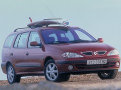 Renault Megane 1.4 16V MT Dynamique (03.1999 - 08.2002)