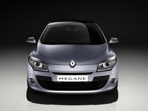 Характеристики автомобиля Renault Megane 1.5 dCi FAP MT Expression (03.2008 - 07.2012): фото, вместимость, скорость, двигатель, топливо, масса, отзывы