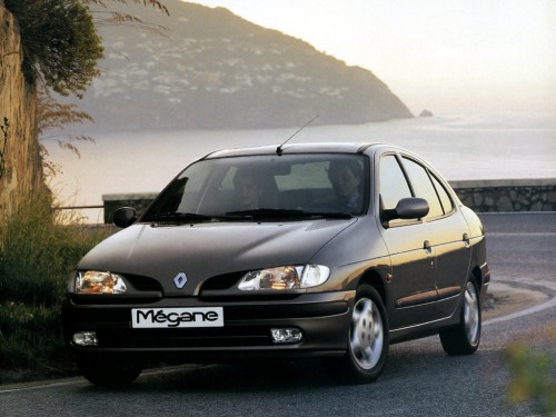 Характеристики автомобиля Renault Megane 1.9 MT (03.1995 - 02.1999): фото, вместимость, скорость, двигатель, топливо, масса, отзывы