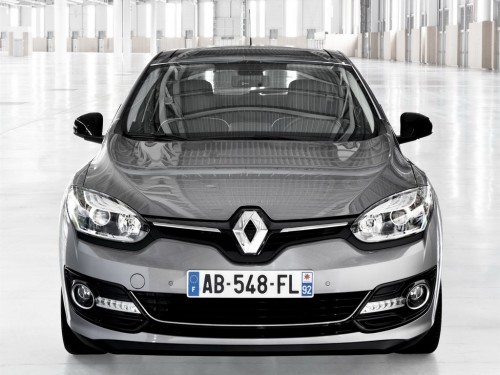 Характеристики автомобиля Renault Megane 1.2 TCe MT Limited (03.2014 - 04.2016): фото, вместимость, скорость, двигатель, топливо, масса, отзывы