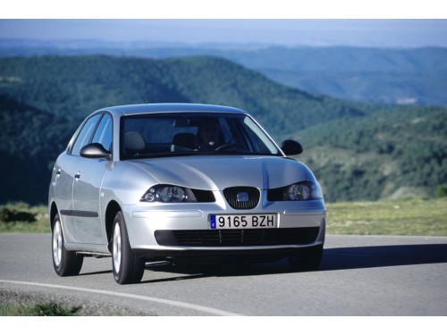Характеристики автомобиля SEAT Cordoba 1.4 AT Fresh (10.2002 - 09.2009): фото, вместимость, скорость, двигатель, топливо, масса, отзывы