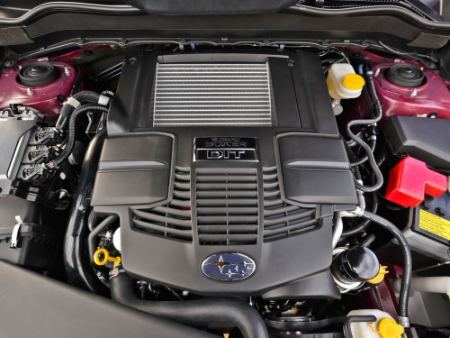 Характеристики автомобиля Subaru Forester 2.5i CVT Premium (01.2015 - 03.2016): фото, вместимость, скорость, двигатель, топливо, масса, отзывы