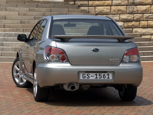 Характеристики автомобиля Subaru Impreza WRX 2.5 MT (01.2006 - 08.2007): фото, вместимость, скорость, двигатель, топливо, масса, отзывы
