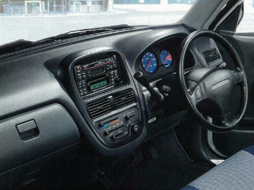 Характеристики автомобиля Subaru Pleo 660 F (10.2001 - 09.2002): фото, вместимость, скорость, двигатель, топливо, масса, отзывы