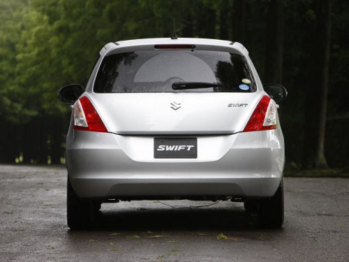 Характеристики автомобиля Suzuki Swift 1.2 XG (09.2010 - 06.2013): фото, вместимость, скорость, двигатель, топливо, масса, отзывы