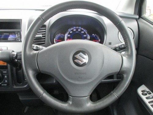Характеристики автомобиля Suzuki Wagon R 660 FA 4WD (12.2008 - 09.2009): фото, вместимость, скорость, двигатель, топливо, масса, отзывы