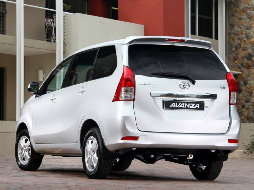 Характеристики автомобиля Toyota Avanza 1.5G AT (11.2011 - 06.2015): фото, вместимость, скорость, двигатель, топливо, масса, отзывы