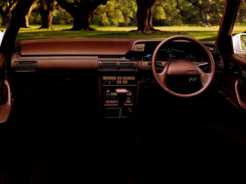 Характеристики автомобиля Toyota Camry 1.8 XT (08.1986 - 07.1988): фото, вместимость, скорость, двигатель, топливо, масса, отзывы