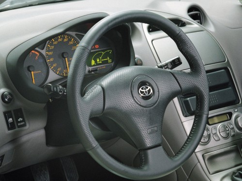 Характеристики автомобиля Toyota Celica 1.8 AT GT-S (08.1999 - 07.2002): фото, вместимость, скорость, двигатель, топливо, масса, отзывы