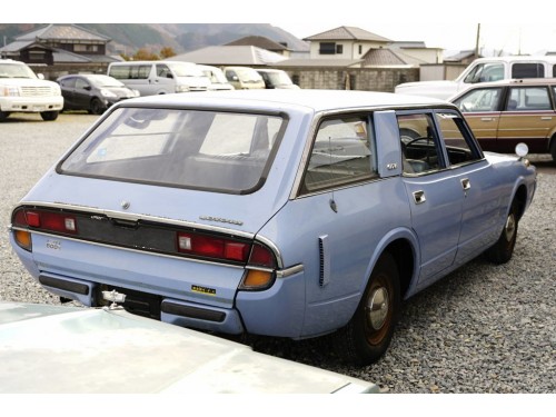 Характеристики автомобиля Toyota Crown Deluxe (02.1971 - 01.1973): фото, вместимость, скорость, двигатель, топливо, масса, отзывы