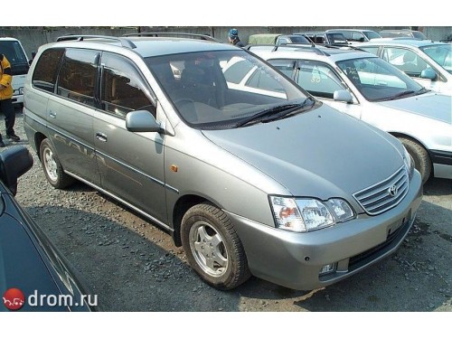 Характеристики автомобиля Toyota Gaia 2.0 G package (6 Seater) (05.1998 - 03.2001): фото, вместимость, скорость, двигатель, топливо, масса, отзывы