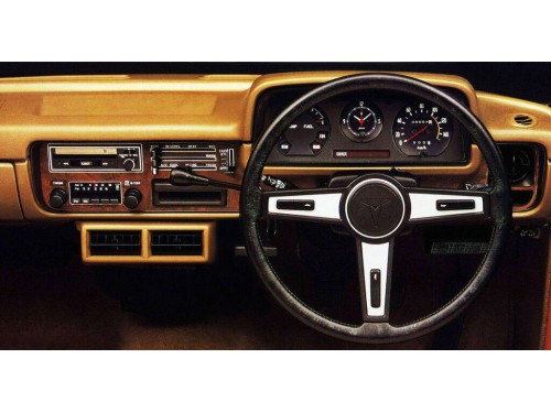 Характеристики автомобиля Toyota Hilux 1.6 Deluxe Standard Body (2 seat) (09.1978 - 09.1981): фото, вместимость, скорость, двигатель, топливо, масса, отзывы