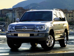 Toyota Land Cruiser 4.2 AT VX (04.2005 - 02.2007)