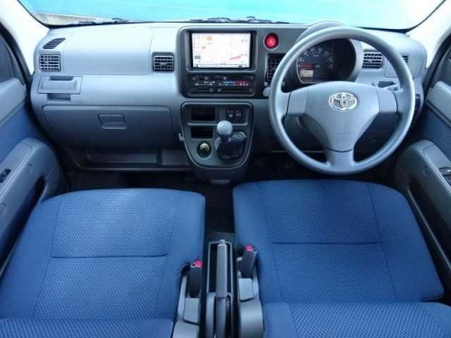 Характеристики автомобиля Toyota Pixis Van 660 Cruise High Roof 4WD (12.2011 - 03.2015): фото, вместимость, скорость, двигатель, топливо, масса, отзывы