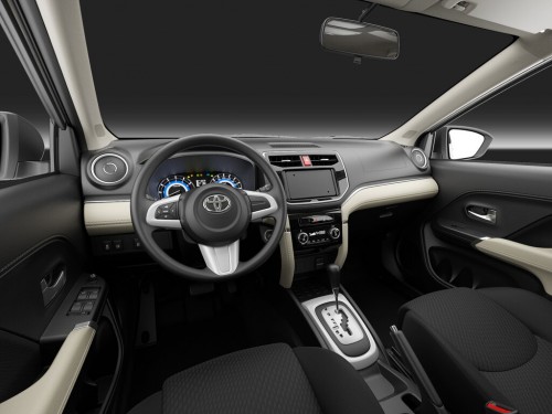 Характеристики автомобиля Toyota Rush 1.5 AT EX (04.2018 - н.в.): фото, вместимость, скорость, двигатель, топливо, масса, отзывы