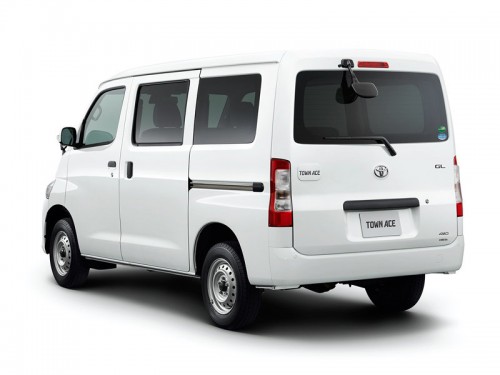 Характеристики автомобиля Toyota Town Ace 1.5 GL (06.2020 - н.в.): фото, вместимость, скорость, двигатель, топливо, масса, отзывы
