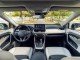 Характеристики автомобиля Toyota Wildlander 2.0 CVT Luxury Plus (04.2020 - 02.2023): фото, вместимость, скорость, двигатель, топливо, масса, отзывы