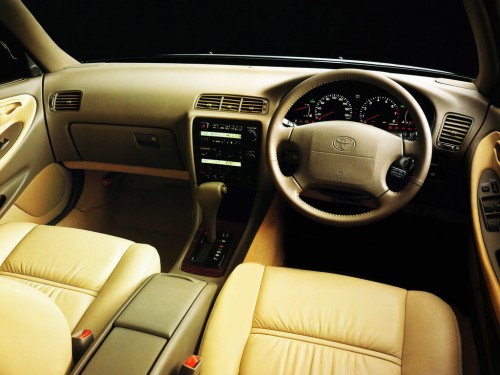 Характеристики автомобиля Toyota Windom 3.0 (08.1993 - 07.1994): фото, вместимость, скорость, двигатель, топливо, масса, отзывы