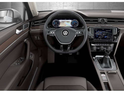 Характеристики автомобиля Volkswagen Passat 1.5 TSI OPF MT Highline (10.2018 - 06.2019): фото, вместимость, скорость, двигатель, топливо, масса, отзывы