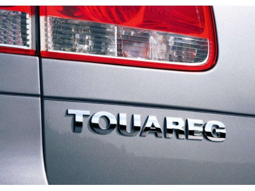 Характеристики автомобиля Volkswagen Touareg 3.2 MT (10.2002 - 10.2004): фото, вместимость, скорость, двигатель, топливо, масса, отзывы