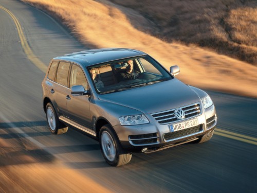 Характеристики автомобиля Volkswagen Touareg 2.5 TDI Tiptronic (02.2003 - 11.2006): фото, вместимость, скорость, двигатель, топливо, масса, отзывы