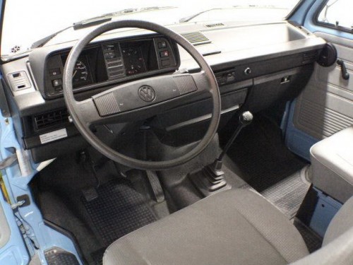 Характеристики автомобиля Volkswagen Type 2 1.6D MT4 1600 Kombi (01.1981 - 01.1987): фото, вместимость, скорость, двигатель, топливо, масса, отзывы