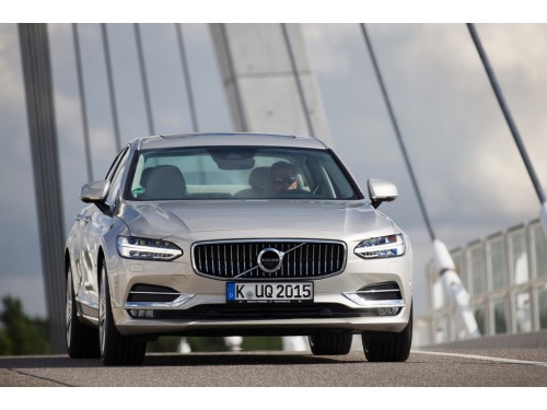 Характеристики автомобиля Volvo S90 2.0 D3 Geartronic Momentum (10.2016 - 08.2020): фото, вместимость, скорость, двигатель, топливо, масса, отзывы