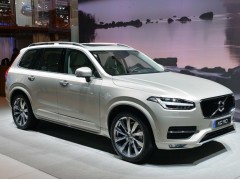 Volvo XC90 2.0 T8 Twin Engine AT Excellence (4 seats) (07.2018 - 03.2019)